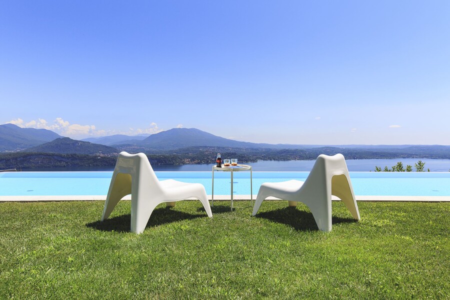 Pool zur Alleinnutzung in der Villa Falcone am Lago Maggiore
