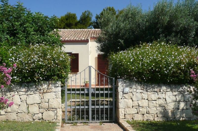 Donnalucata---Scicli Ragusa-Area Sicily Plaia Grande gallery 003 1526399243