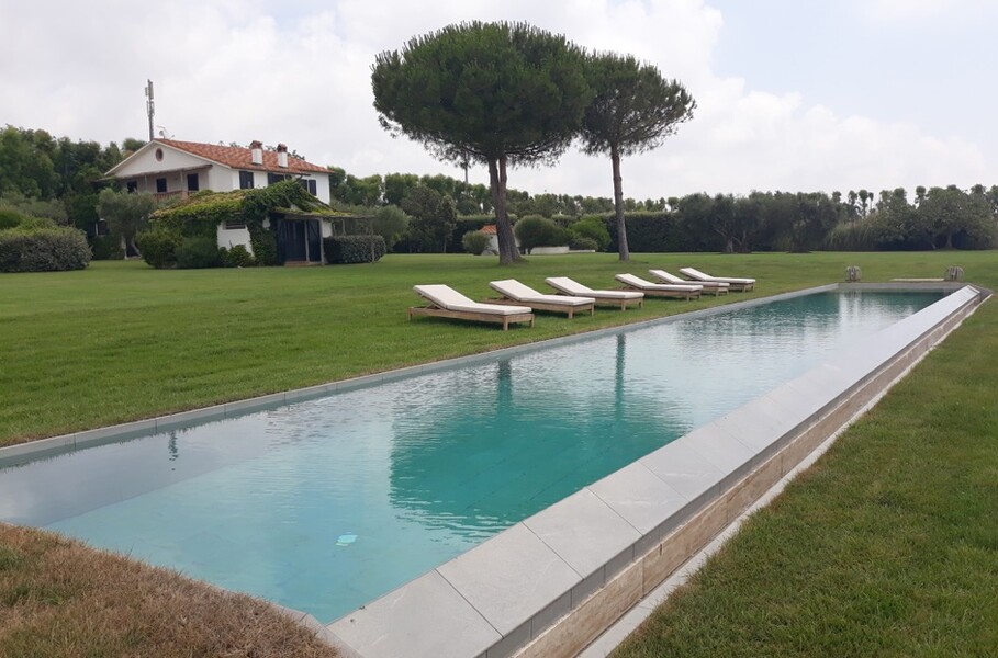 casale burano piscina