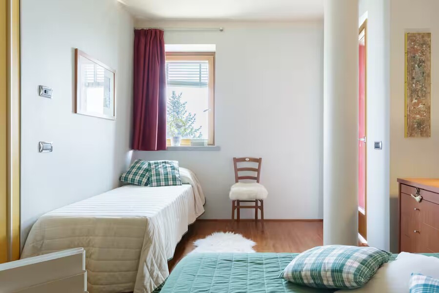 18e22a01-3a7a-4fc5-83dc-95e63f3404a0.