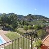 Terrasse im Ferienhaus Uva in der Toskana mit Blick auf den privaten Pool