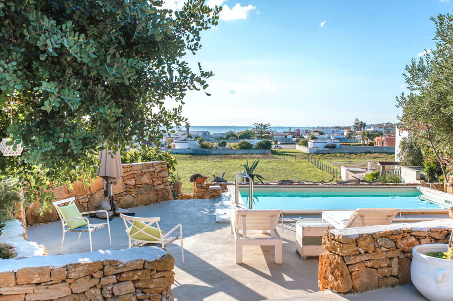 holiday-villa-with-pool-apulia-6-