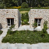 Innenhof des Ferienhaus Caprara in Italien