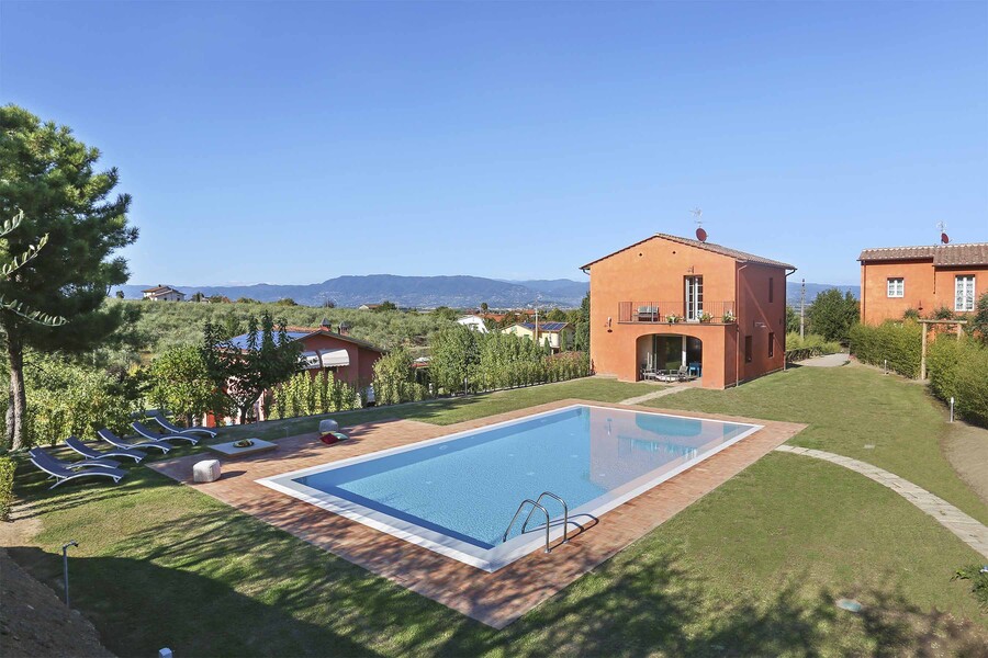 Ferienhaus Uva bei Lucca mit Garten und privatem Pool