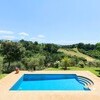 Traumhafter Blick vom Pool zur Alleinnutzung des Ferienhauses Casale Upupa bei Rom