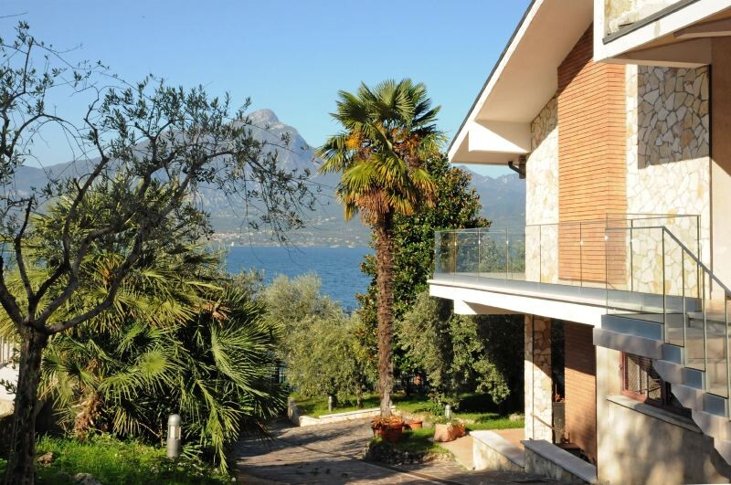 Torri-del-Benaco Lake-Garda Villa Lorena gallery 027 1505202349