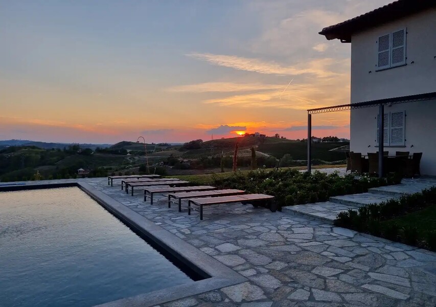 Villa-Anna-Bricco-tramonto.