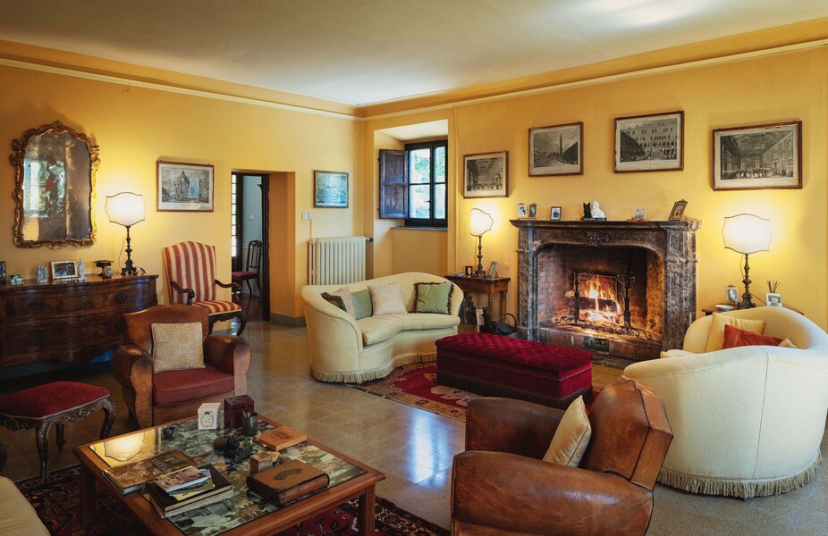Villa imperatore 007 Salotto villa.jpeg