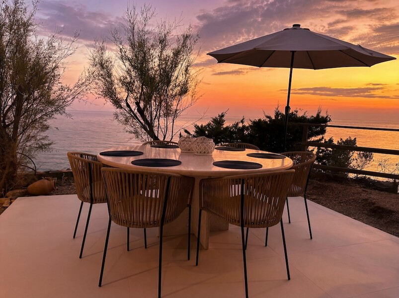 DINING TABLE OUTDOOR ROC VILLA CASTIGLIONCELLO.
